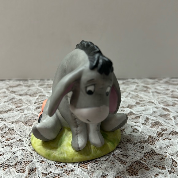 Disney Art Vintage Sitting Eeyore 35 Porcelain Winnie The Pooh